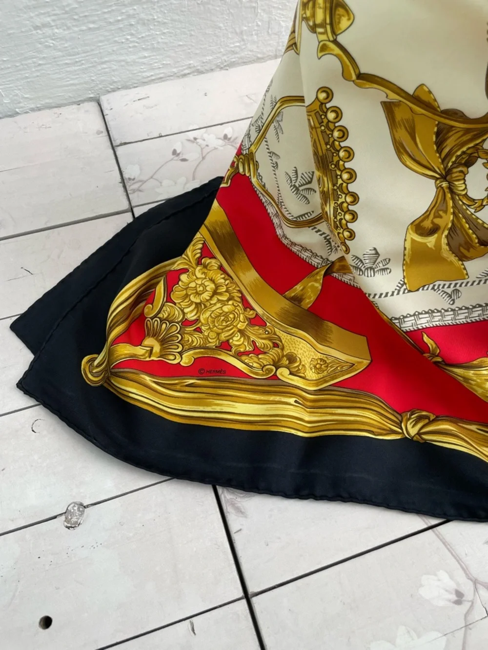 Hermes Red Black Cream Silk Scarf with Gold Equestrian Motifs - Picture 4 of 13